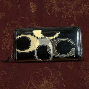Coach Women's Black and Brown Wallet-purses